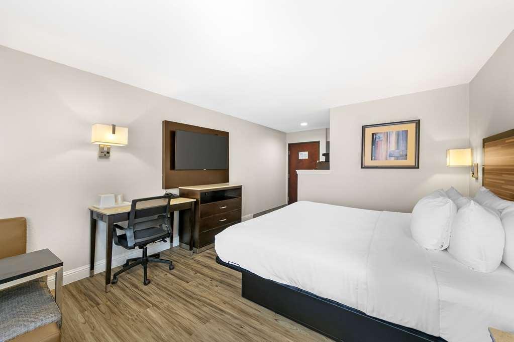 Quality Inn & Suites Sacramento Room photo