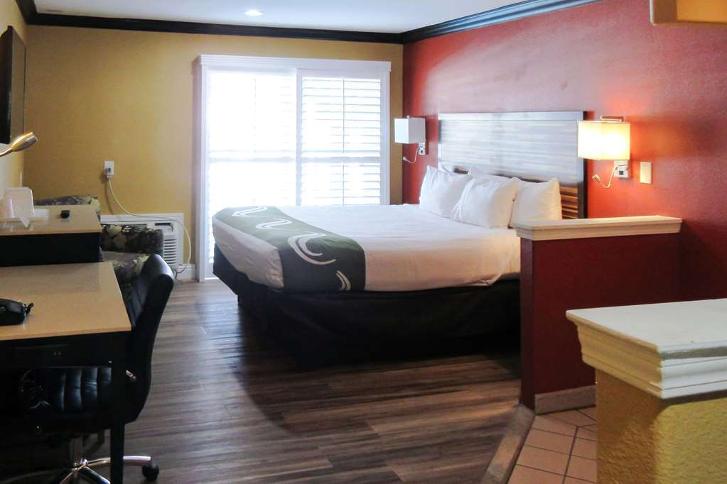 Quality Inn & Suites Sacramento Room photo
